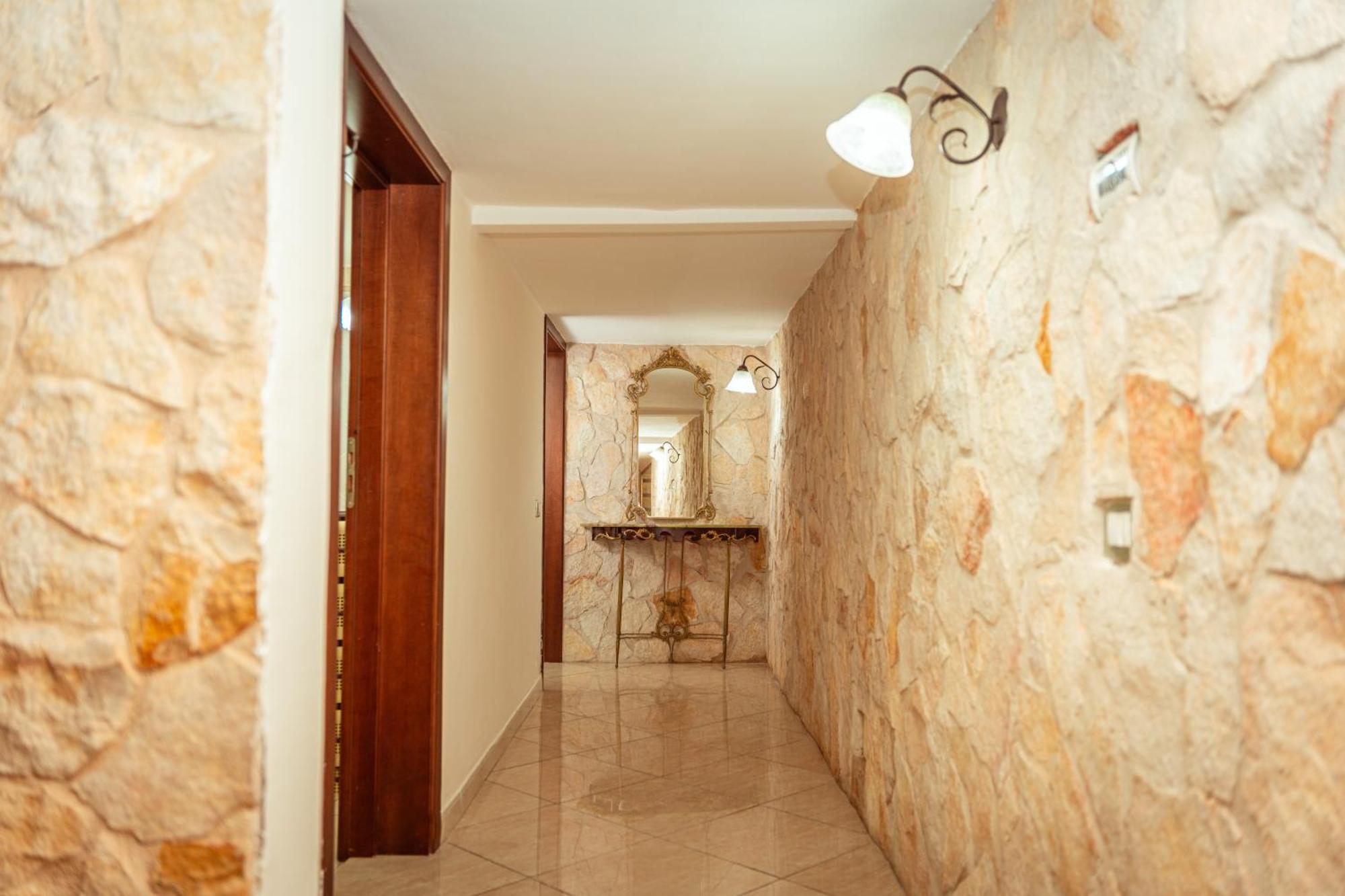 Monserrato House Villa Katanya Dış mekan fotoğraf